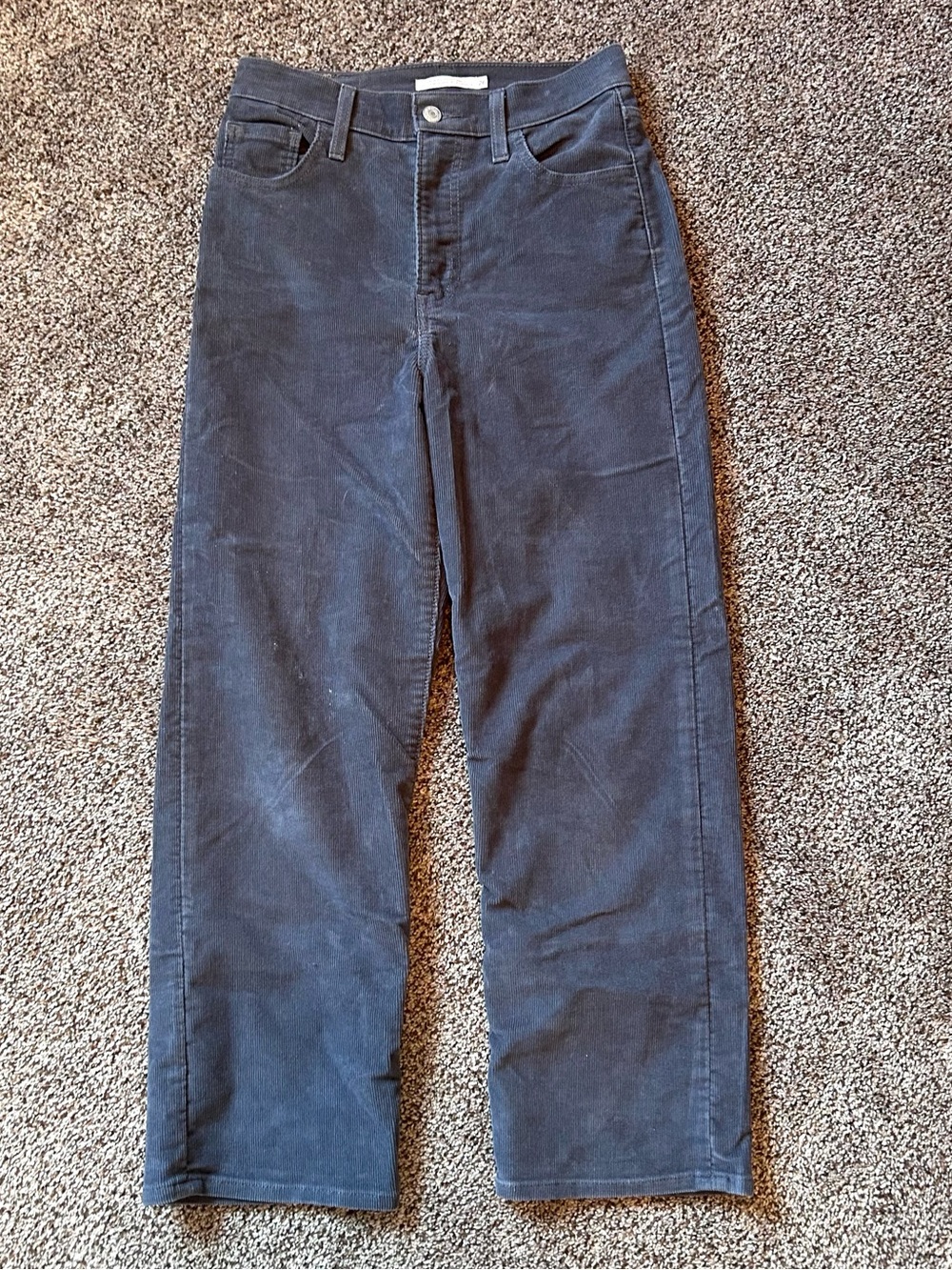 Levi’s Ribcage Straight Ankle Corduroy Pants